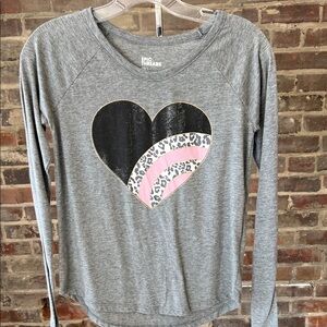 Epic Threads Gray Long Sleeve Tee with Heart Design